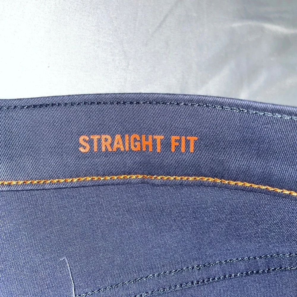Dockers Mens All Seasons Tech Straight Fit Chino Pants Blue Gray 34x32 NEW
